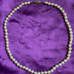 Pearl necklace